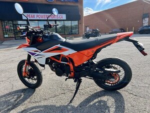 2026 KTM 390 SMC R