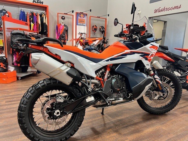 2026 KTM 890 Adventure R