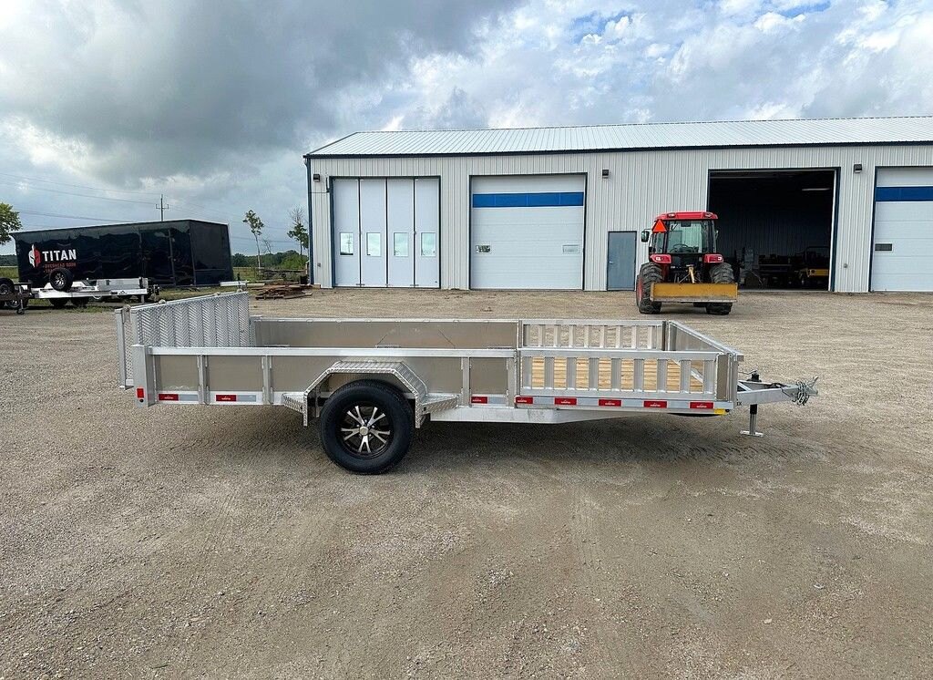 2026 Discovery Trailers Endeavor 16' Enclosed Trailer