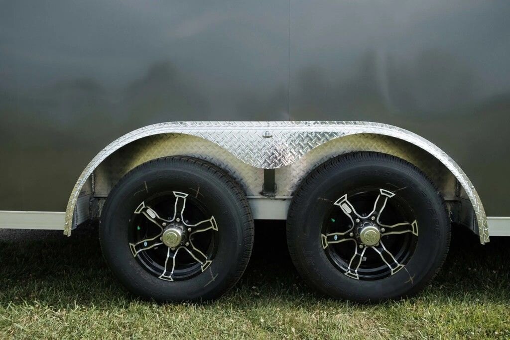 2026 Legend Premium Trailers Enclosed 20' Thunder V Nose Trailer