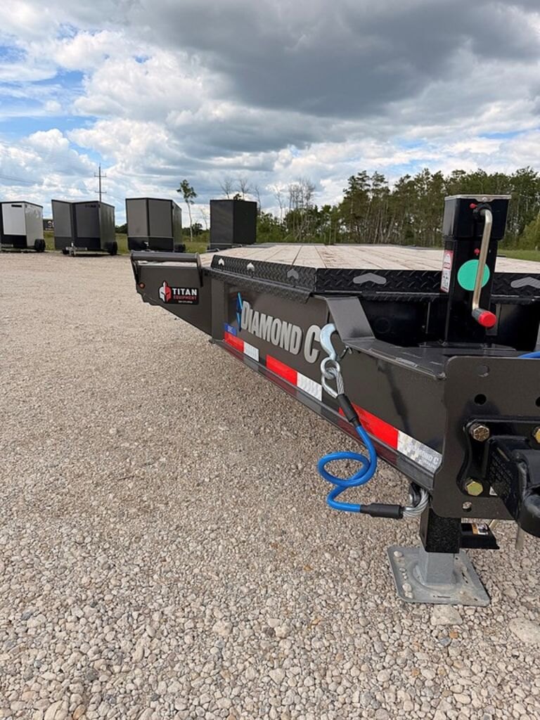 2026 Diamond C 24' Equipment Deckover DEC 23k Trailer