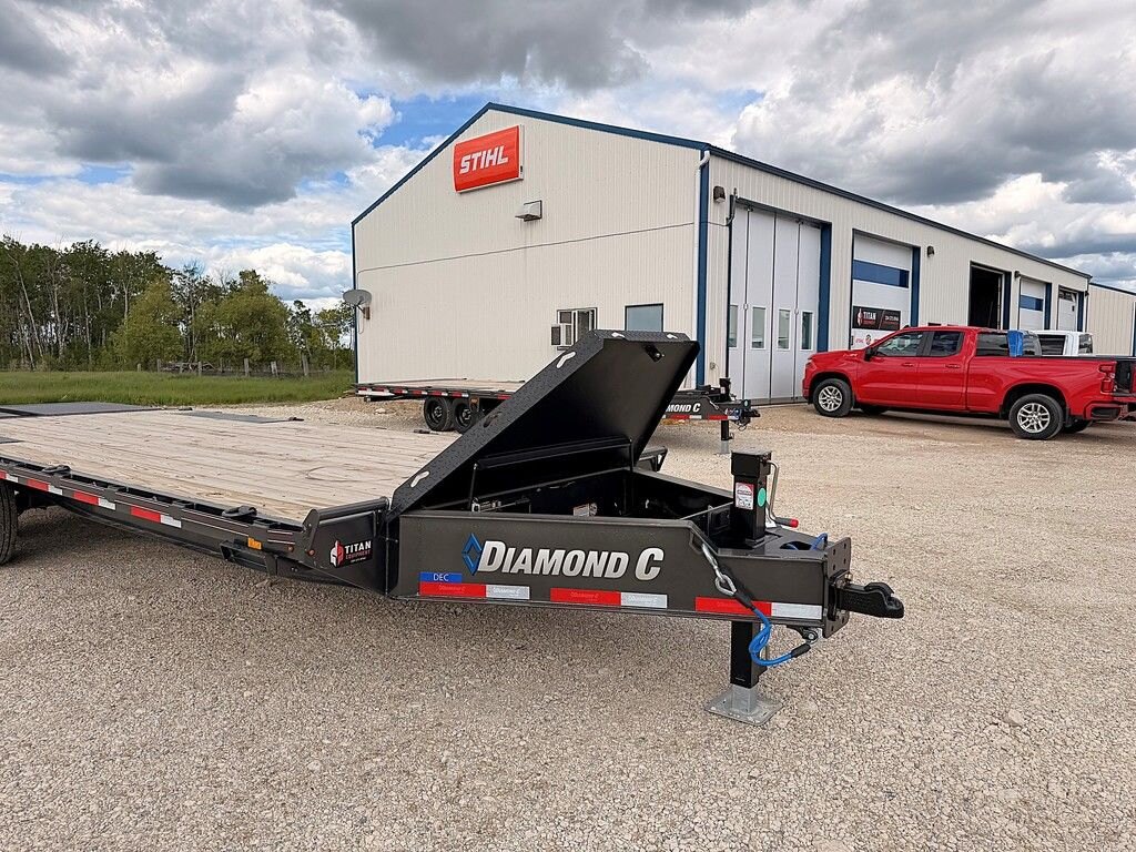 2026 Diamond C 24' Equipment Deckover DEC 23k Trailer