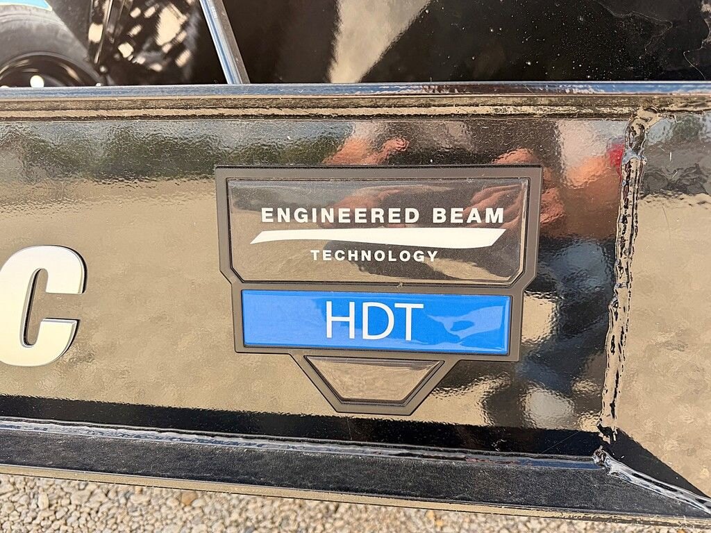 2026 Diamond C 24' Gravity Tilt Deck HDT 23k Trailer