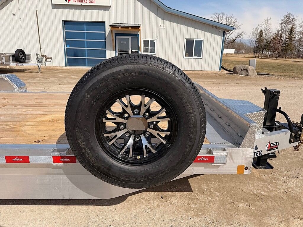 2026 Nordtek Trailers Aluminium 22' Hydraulic Tilt Deck 14K Trailer