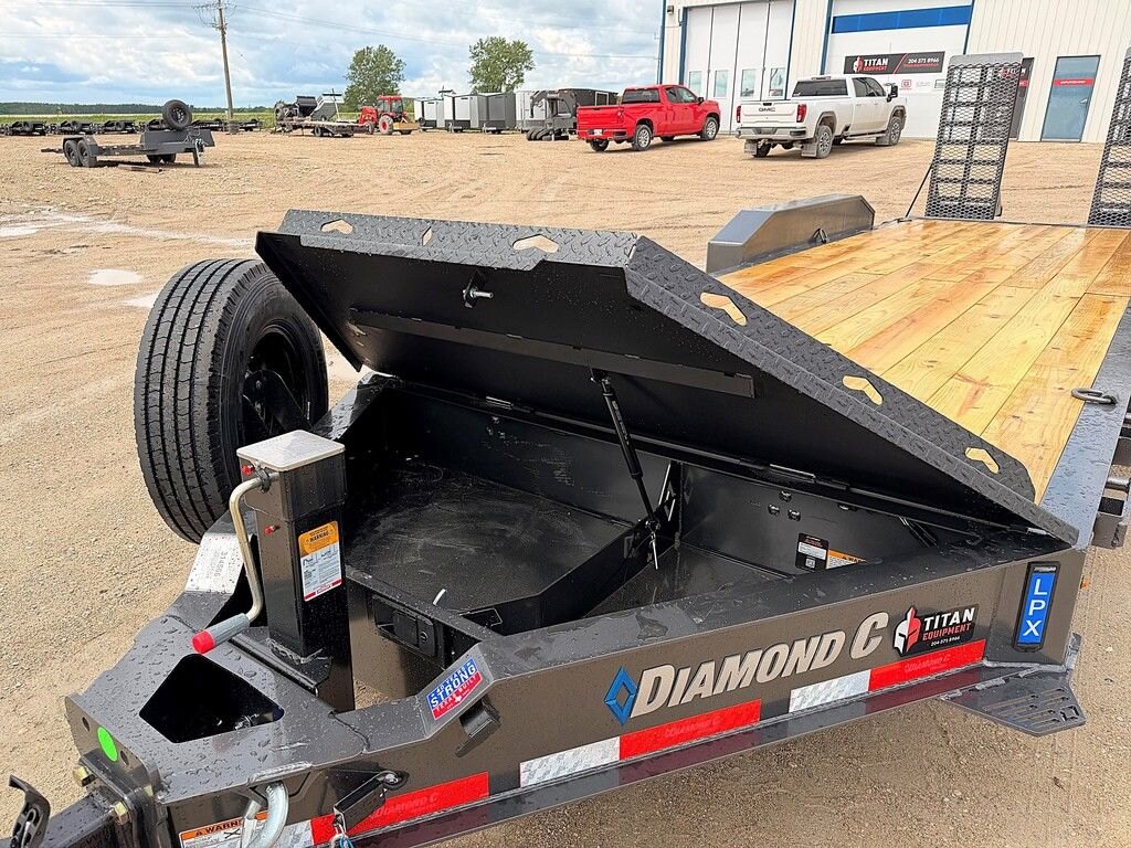 2026 Diamond C 24' Equipment LPX 24k Trailer