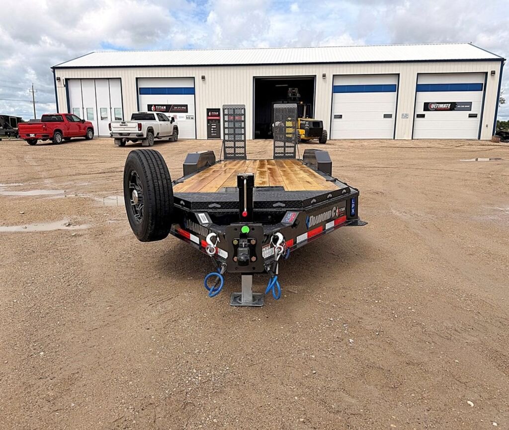 2026 Diamond C 24' Equipment LPX 24k Trailer