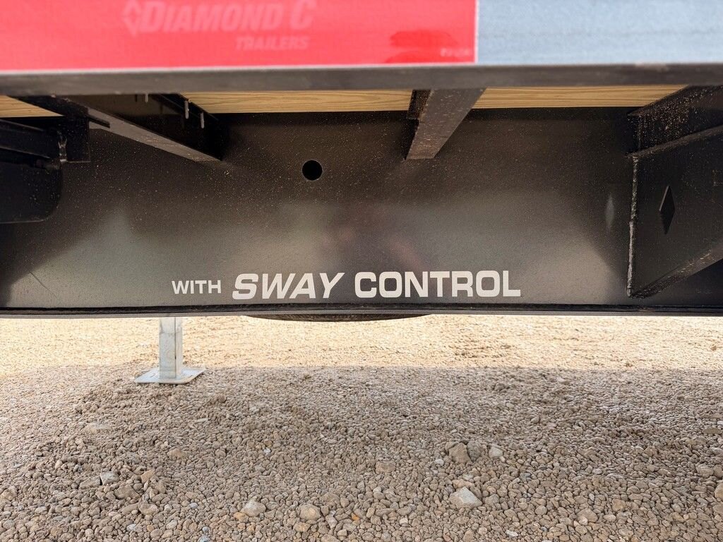 2026 Diamond C 35' Gooseneck HDT 40k Trailer