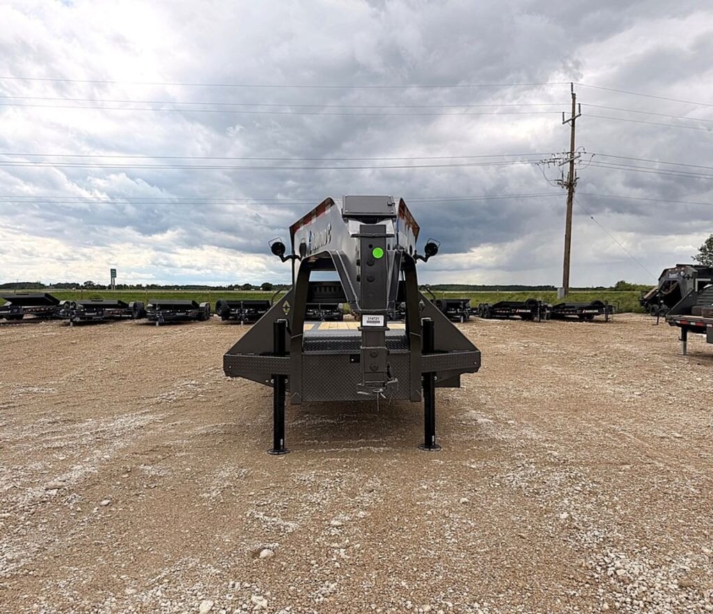 2026 Diamond C 35' Gooseneck HDT 40k Trailer