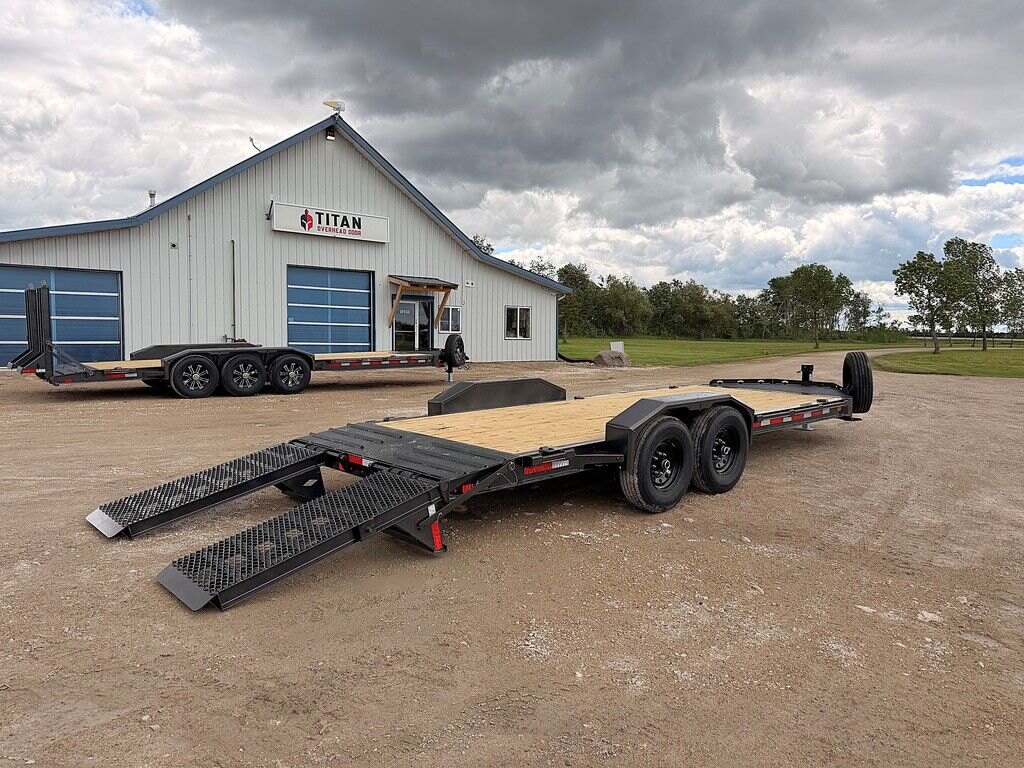 2026 Diamond C 20' Equipment 15.5k Trailer