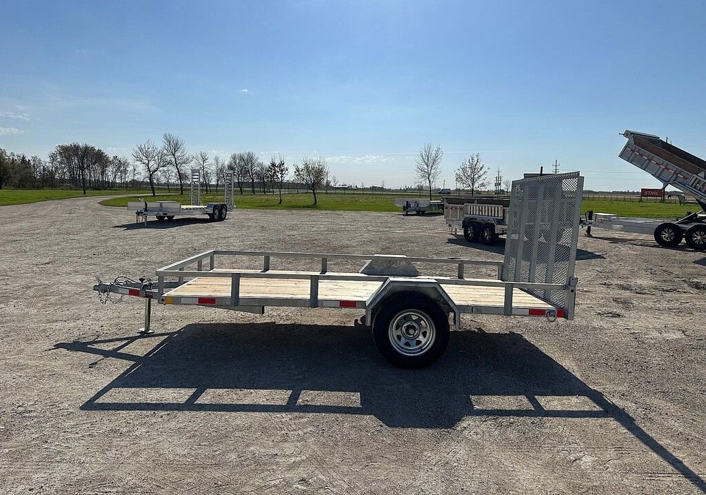 2026 Diamond C 24' Equipment LPX 24k Trailer