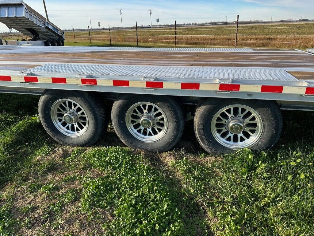 2027 Nordtek Trailers Aluminum 30' Gooseneck 21k Trailer