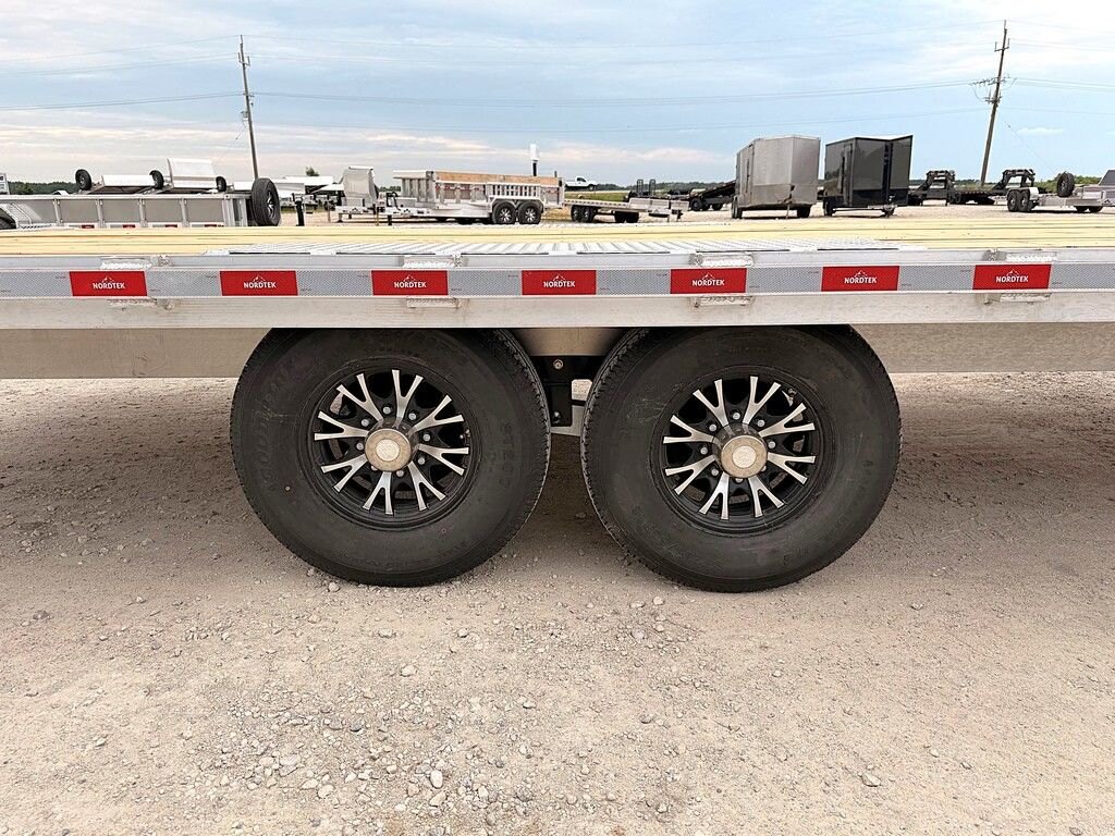 2027 Nordtek Trailers Aluminium 20' Deckover 14K Trailer
