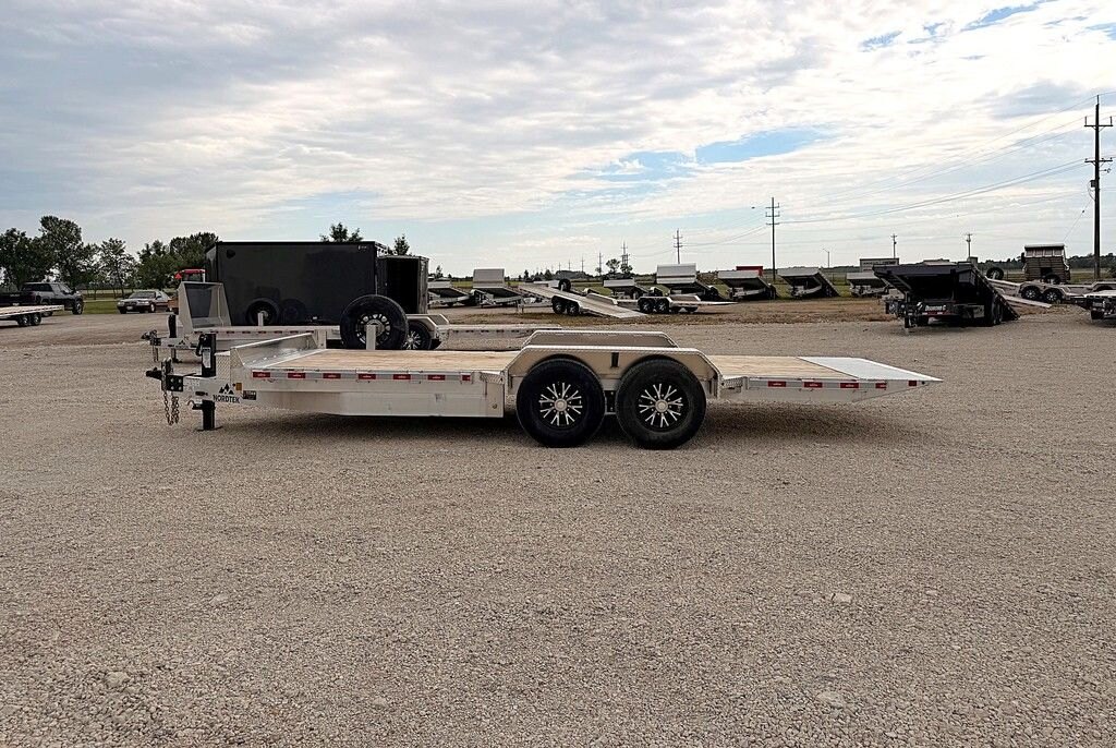 2027 Diamond C 14' Dump 15.5k LPT Trailer