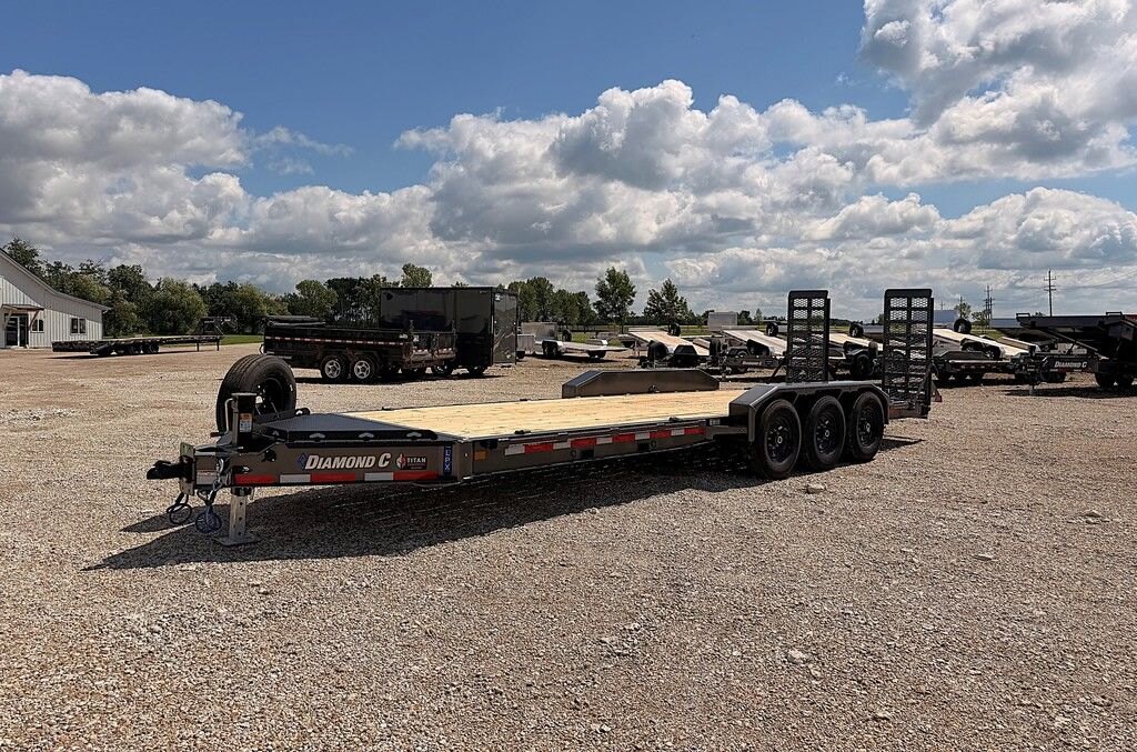 2027 Midsota 22' Equipment Tilt Deck 17.6k Trailer