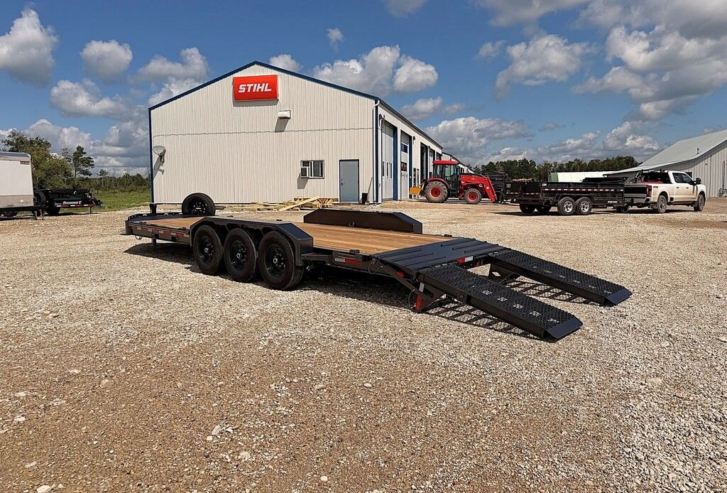 2027 Diamond C 24' Equipment LPX 24k Trailer