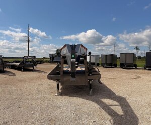 2026 Diamond C 32' Gooseneck 30k FMAX MR Trailer