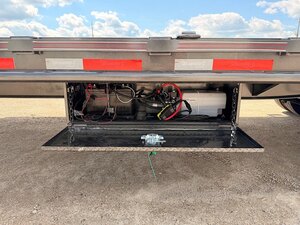 2026 Diamond C 32' Gooseneck 30k FMAX MR Trailer
