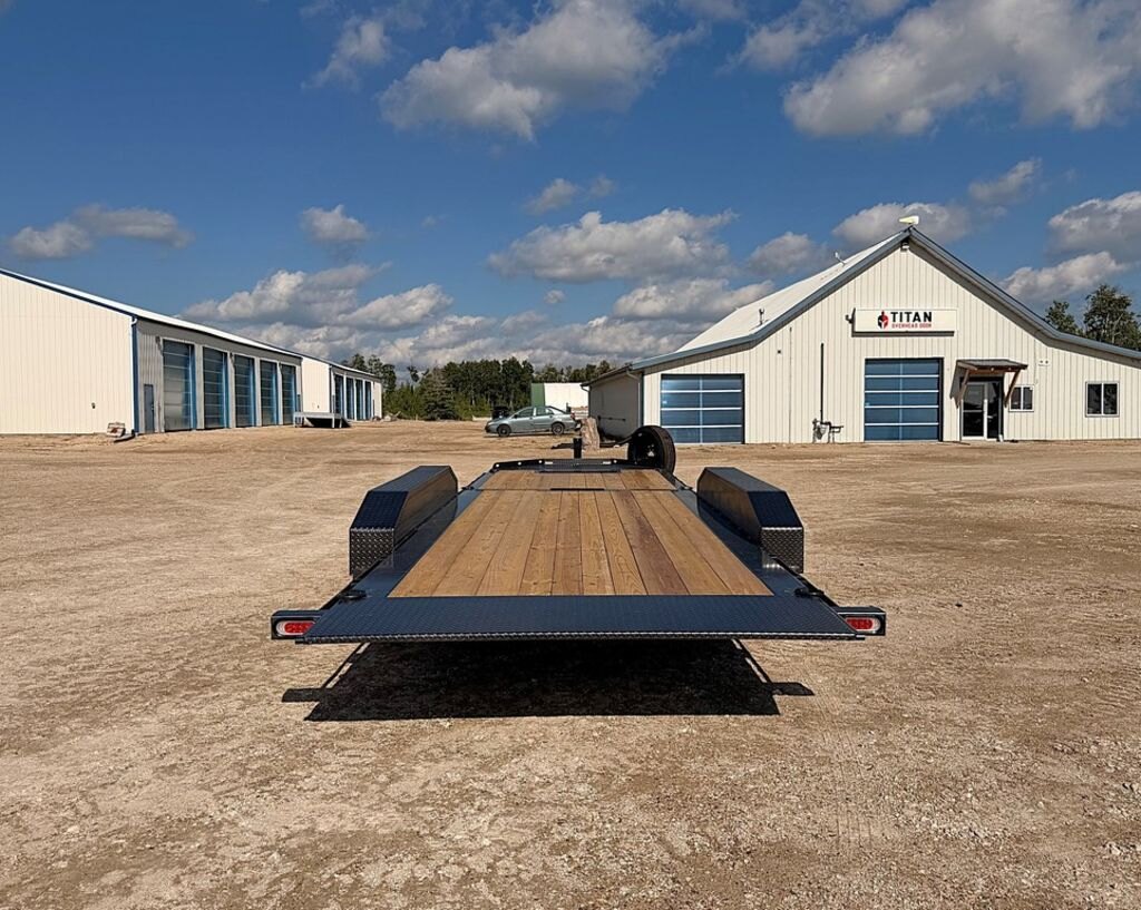2026 Diamond C 24' Gravity Tilt Deck HDT 24k Trailer