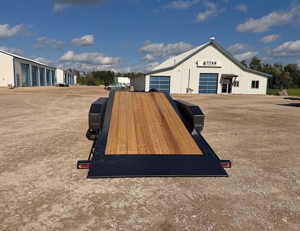 2026 Diamond C 24' Gravity Tilt Deck HDT 24k Trailer