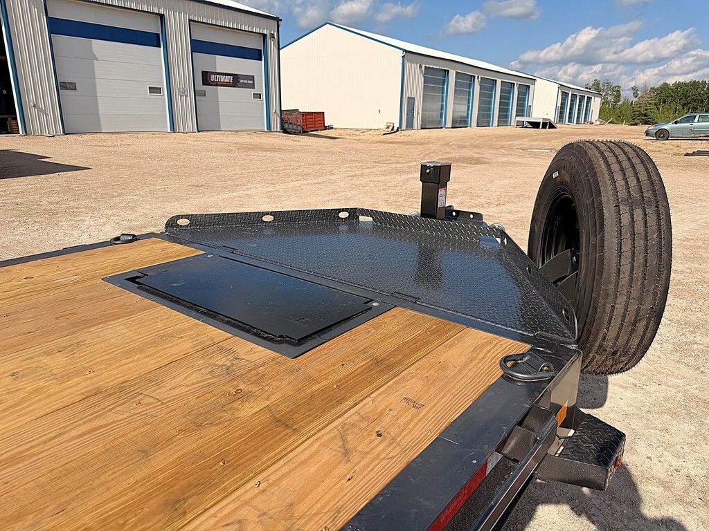 2026 Diamond C 24' Gravity Tilt Deck HDT 24k Trailer