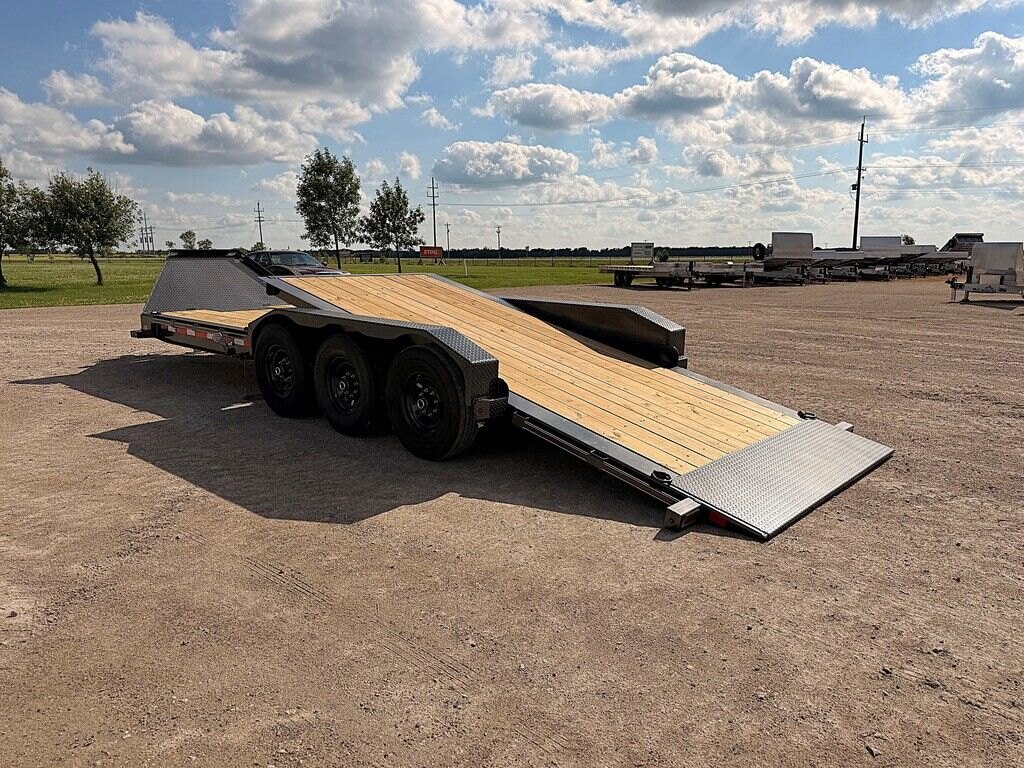 2026 Diamond C 24' Gravity Tilt Deck HDT 24k Trailer