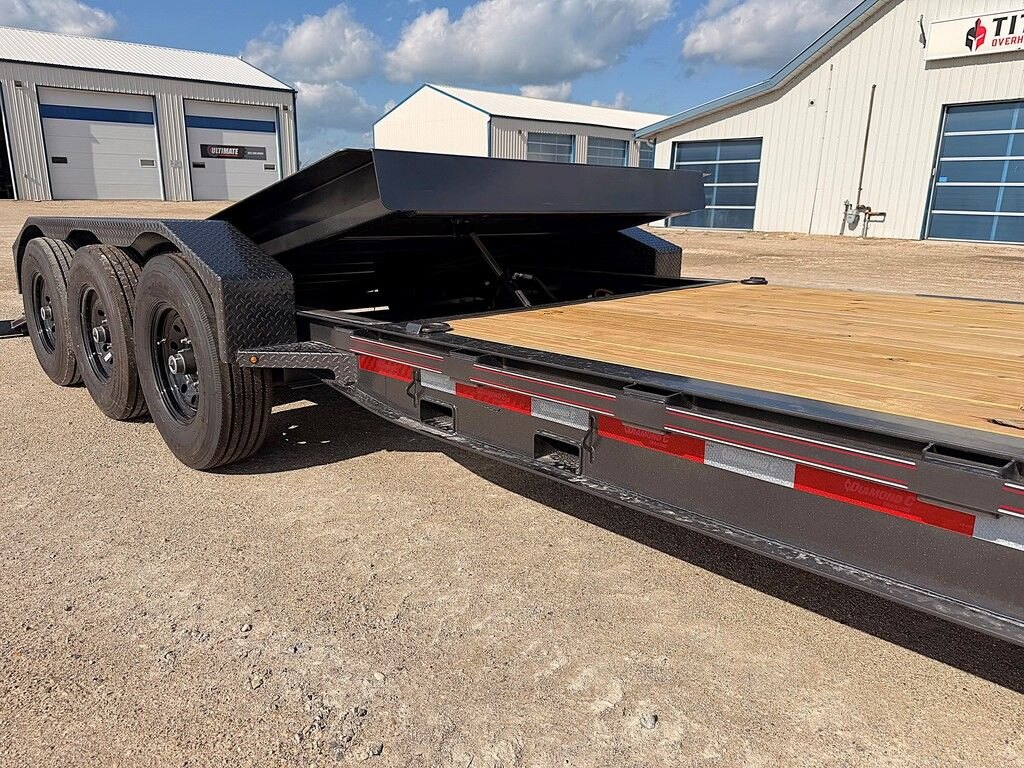 2026 Diamond C 24' Gravity Tilt Deck HDT 24k Trailer