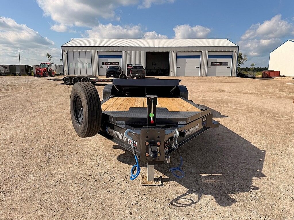 2026 Diamond C 24' Gravity Tilt Deck HDT 24k Trailer