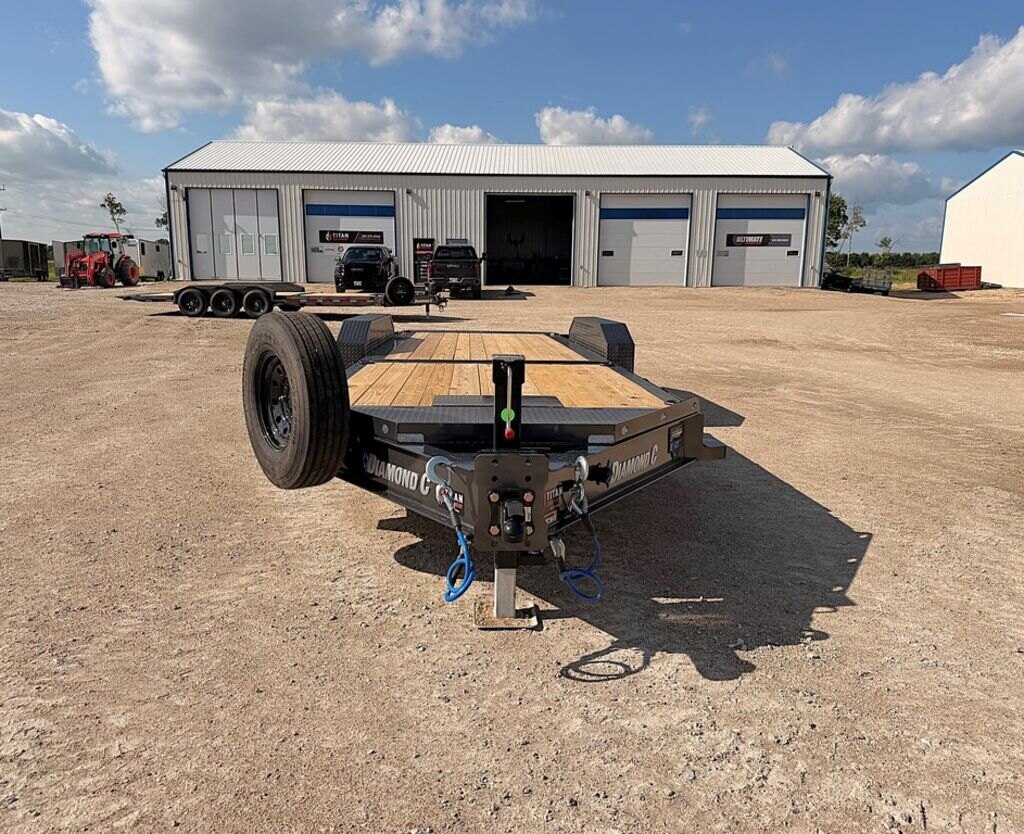 2026 Diamond C 24' Gravity Tilt Deck HDT 24k Trailer