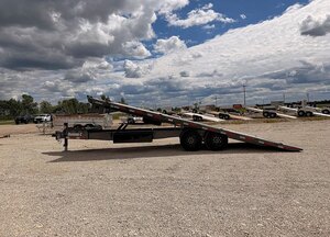 2026 Diamond C 24' Hydraulic Tilt Deckover DET 18k Trailer