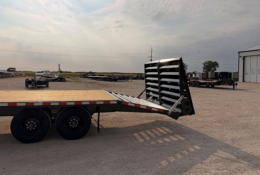 2026 Midsota 24' Deckover 17.6k Trailer