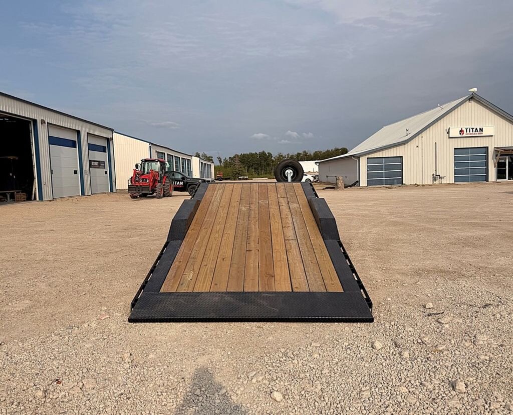 2026 Midsota 22' Wide Body Tilt Deck 17.6k Trailer