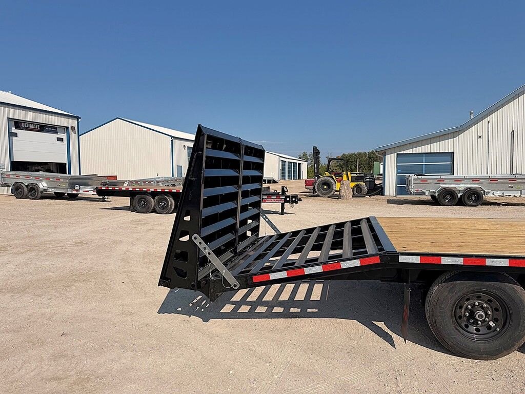 2027 Midsota 22' Deckover 15.4k Trailer