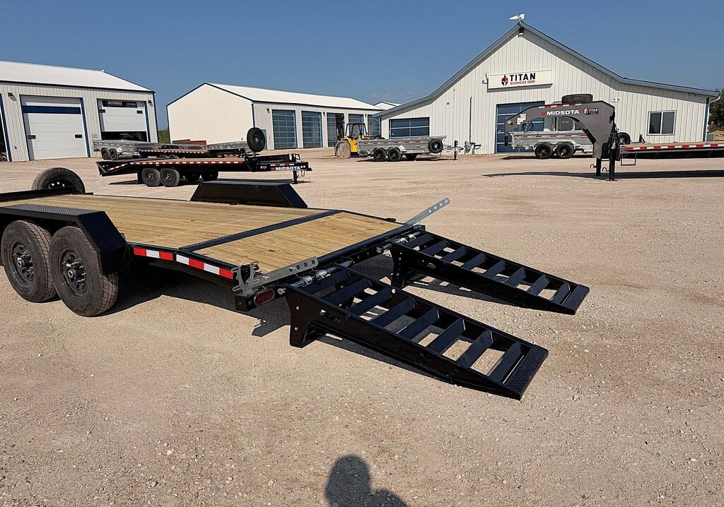 2027 Midsota Nova 20' Equipment 15.4k Trailer