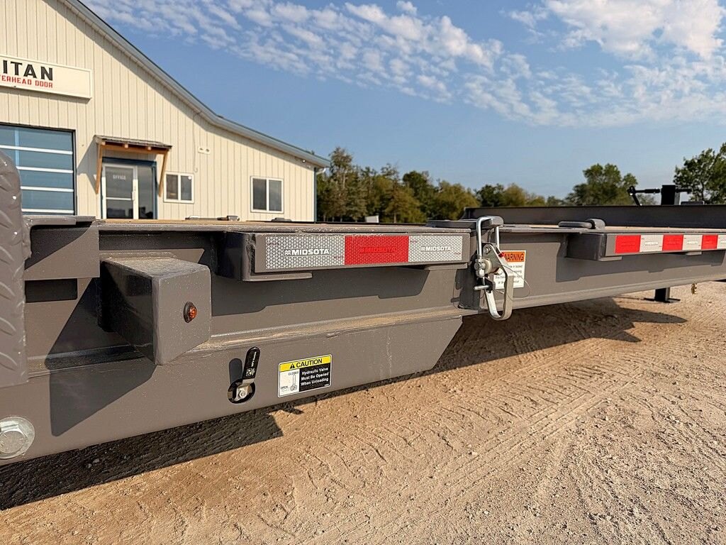 2027 Midsota 22' Equipment Tilt Deck 17.6k Trailer