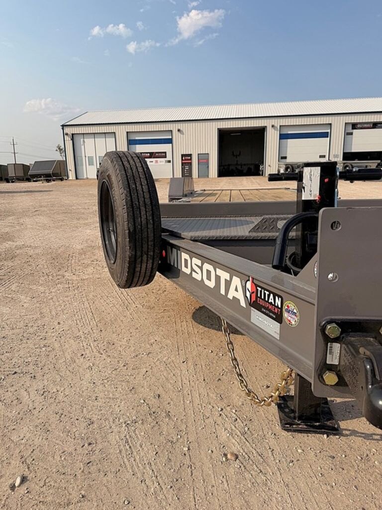 2027 Midsota 22' Equipment Tilt Deck 17.6k Trailer