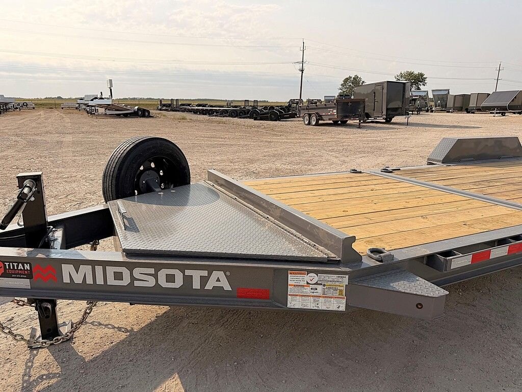 2027 Midsota 22' Equipment Tilt Deck 17.6k Trailer