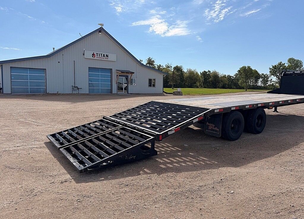 2023 Precision Trailers 30' Gooseneck 30k Trailers