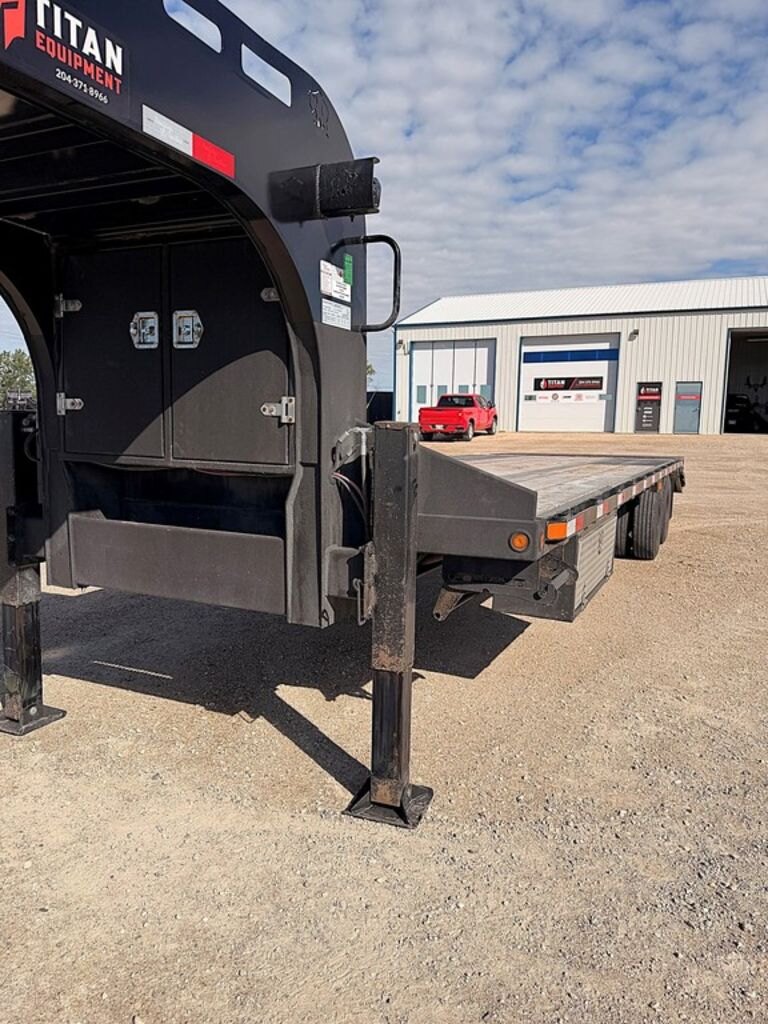 2023 Precision Trailers 30' Gooseneck 30k Trailers