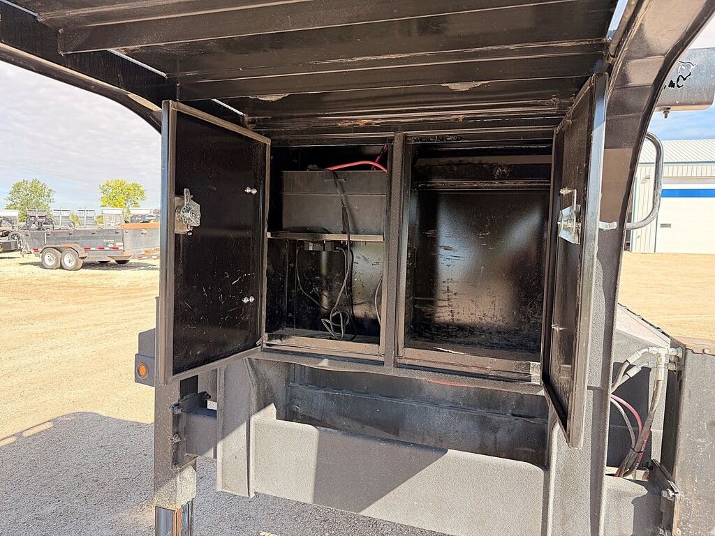 2023 Precision Trailers 30' Gooseneck 30k Trailers