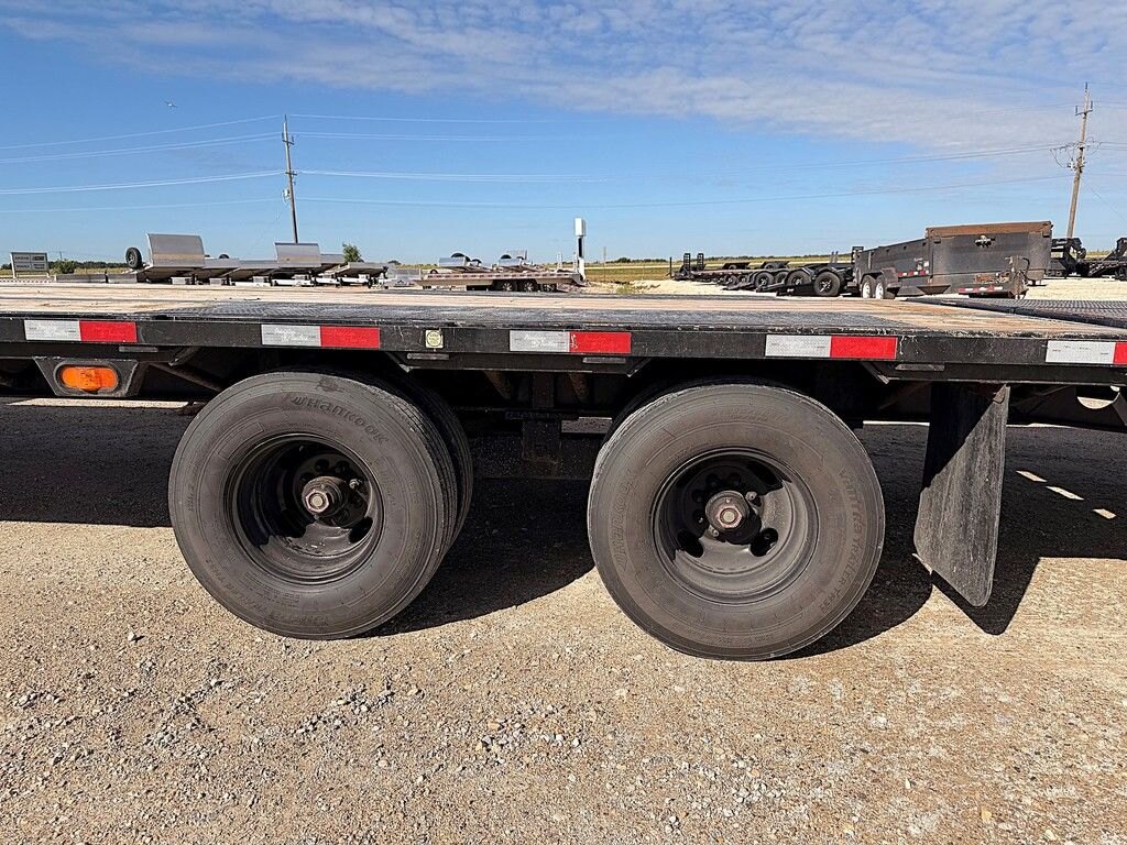 2023 Precision Trailers 30' Gooseneck 30k Trailers