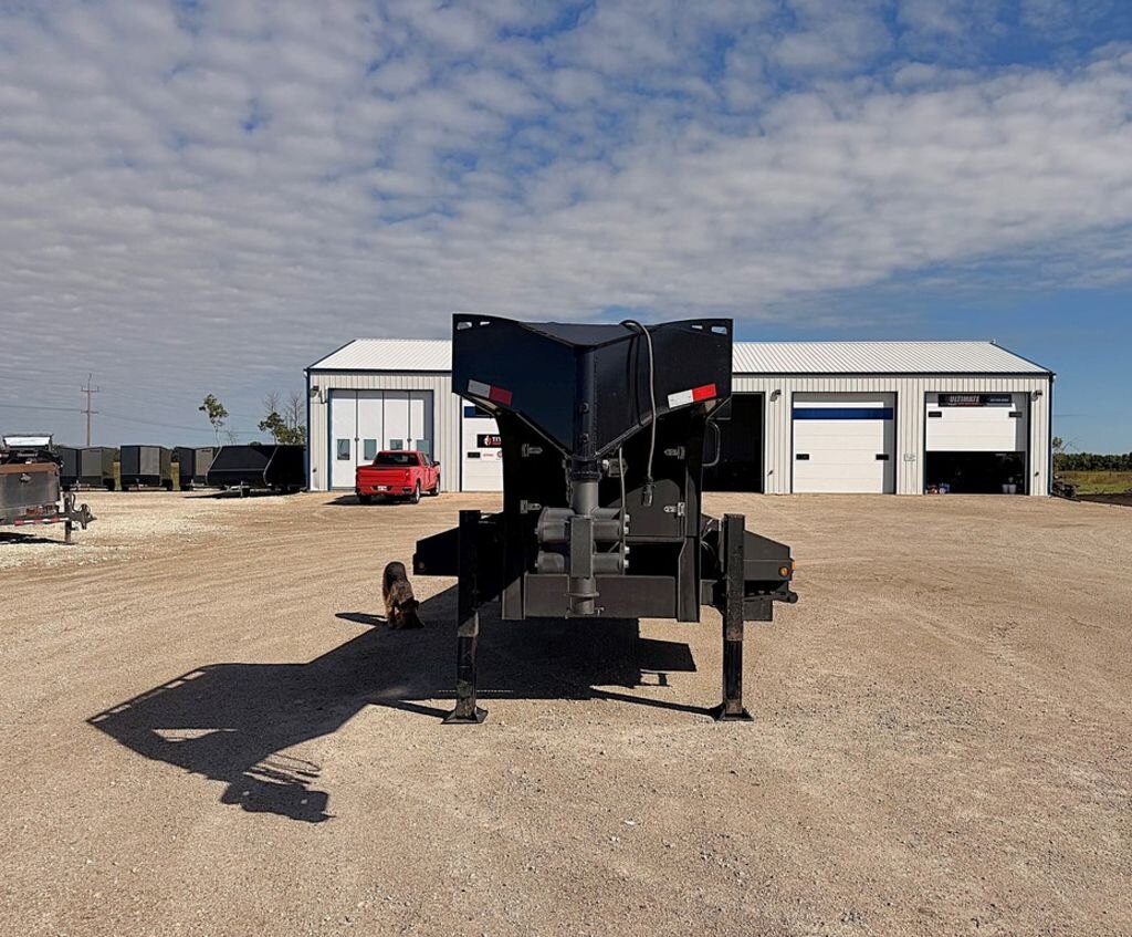 2023 Precision Trailers 30' Gooseneck 30k Trailers
