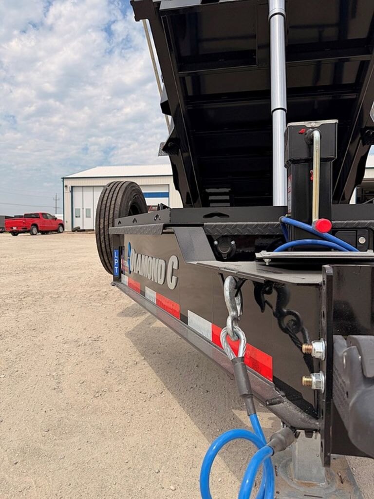 2027 Diamond C 14' Dump 15.5K LPT Trailer