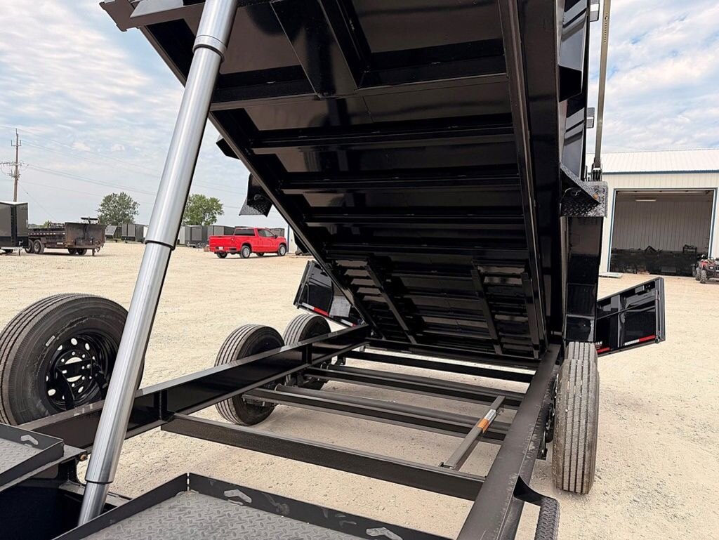 2027 Diamond C 14' Dump 15.5K LPT Trailer