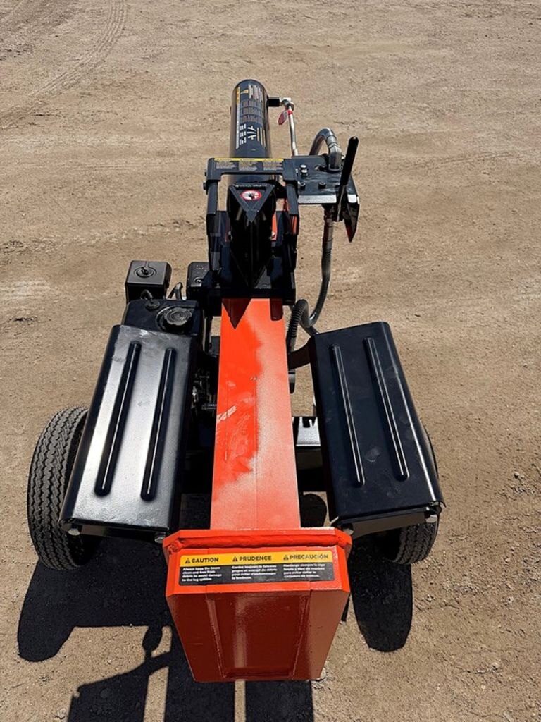 0 Bear Cat 25T Log Splitter