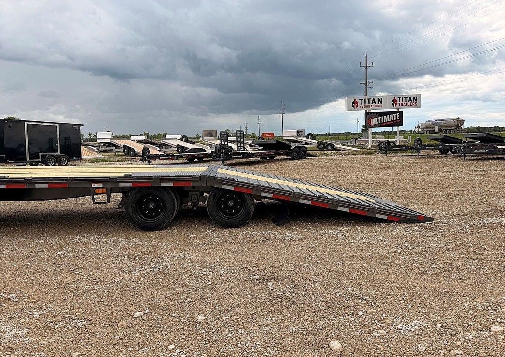 2027 Diamond C 35' Gooseneck HDT 40k Trailer