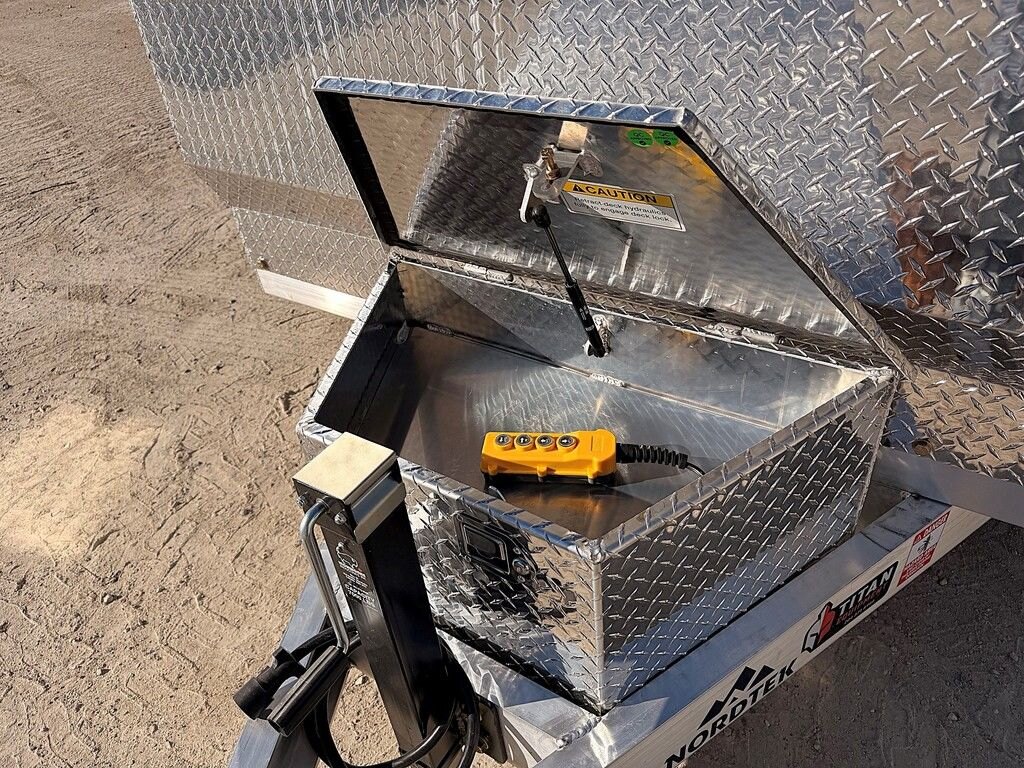 2027 Nordtek Trailers Aluminium 18' Car Hauler Tilt Deck 10K Trailer