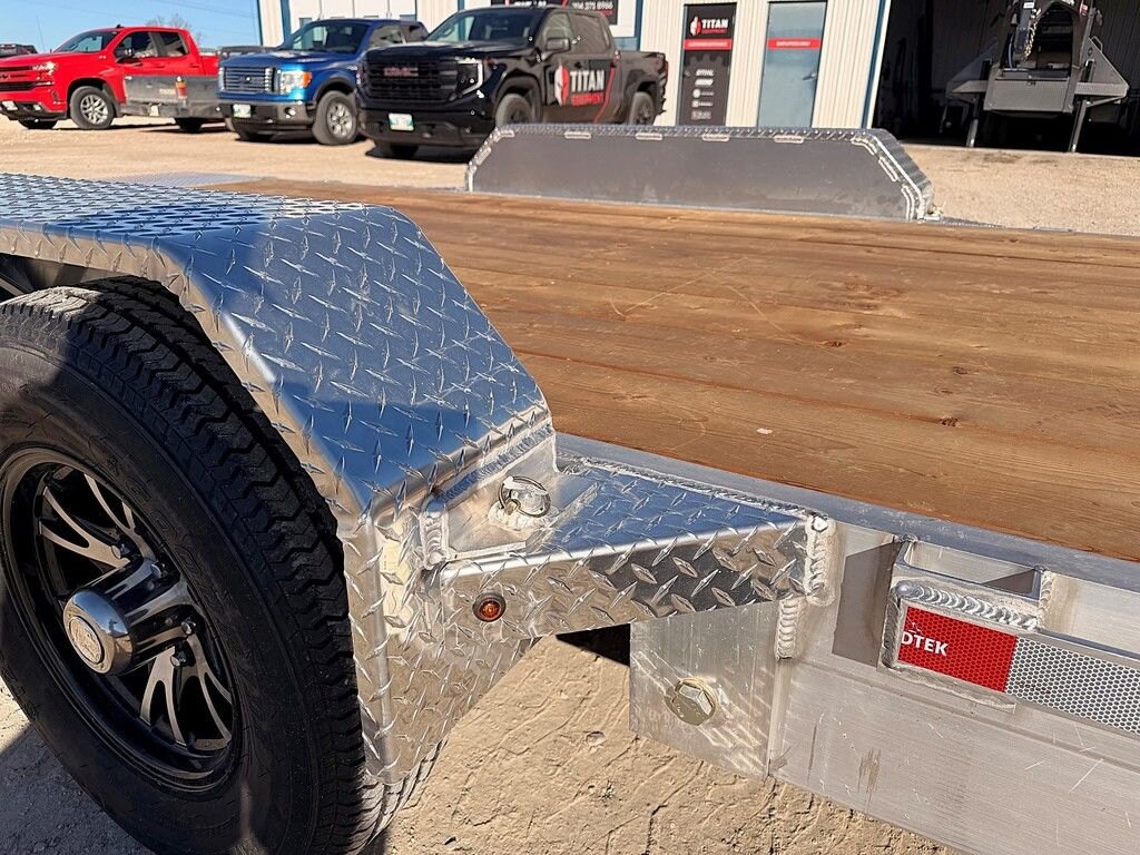 2027 Nordtek Trailers Aluminium 18' Car Hauler Tilt Deck 10K Trailer