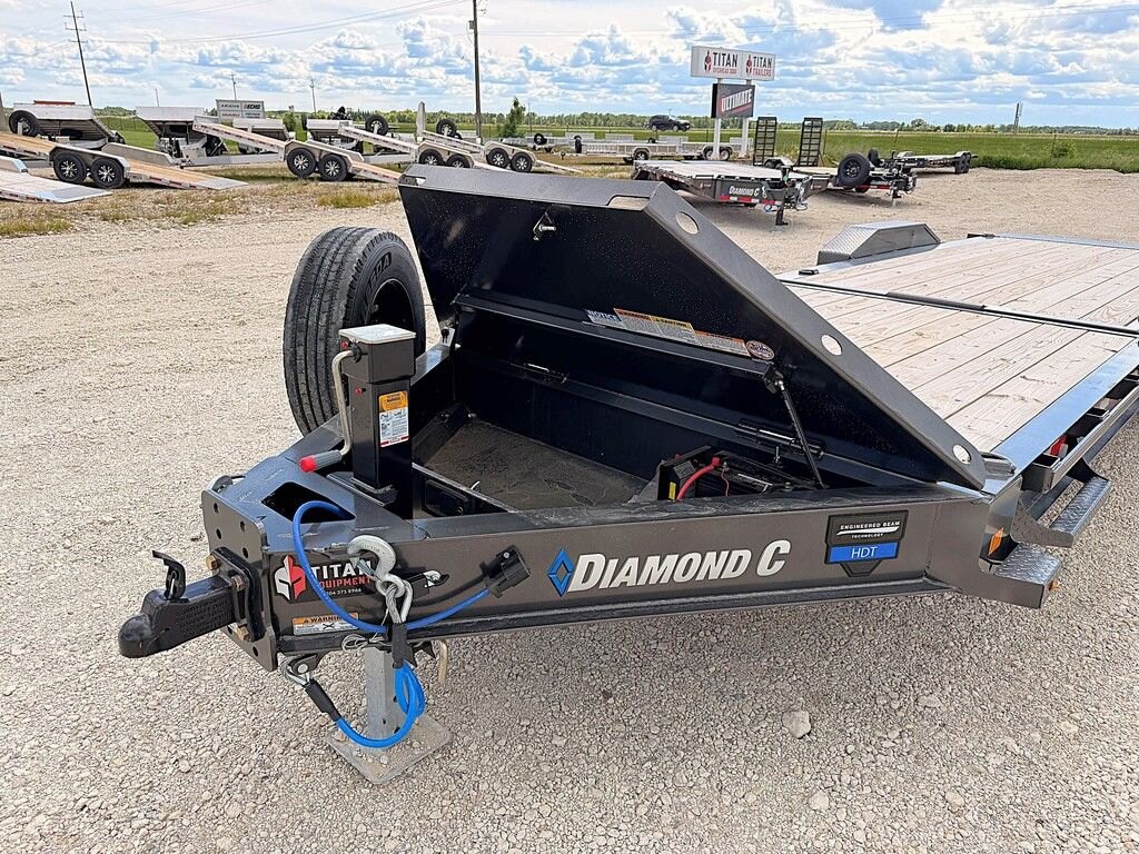 2026 Diamond C 24' Gravity Tilt Deck HDT 23k Trailer