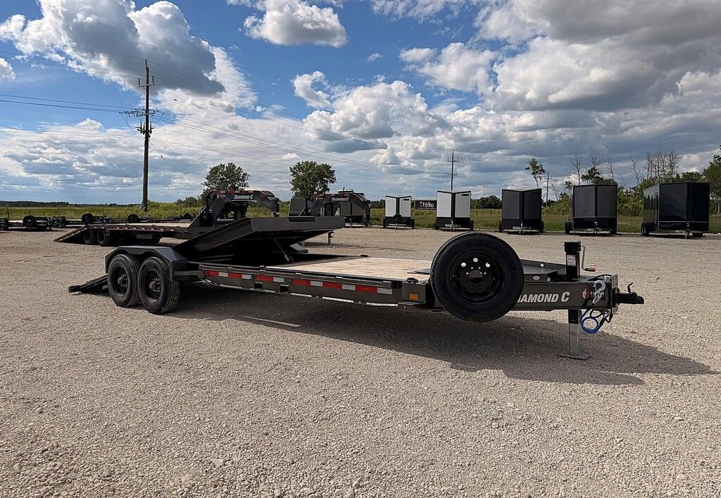 2026 Diamond C 24' Gravity Tilt Deck HDT 23k Trailer