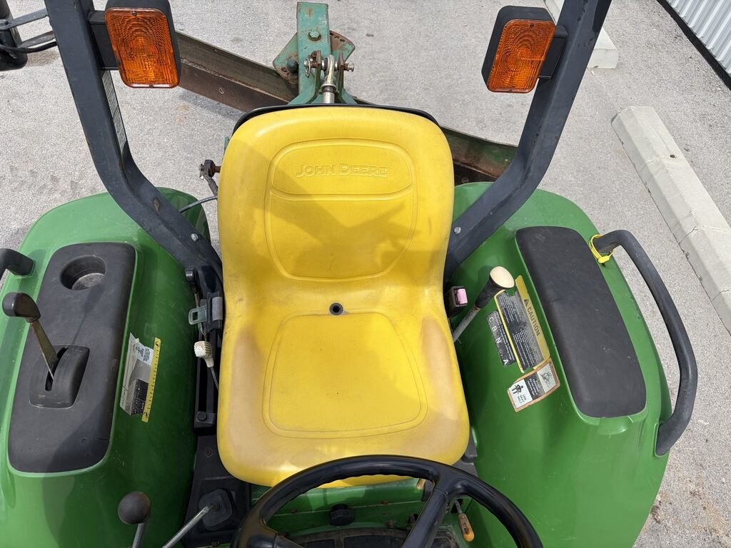 0 John Deere 4400 Tractor